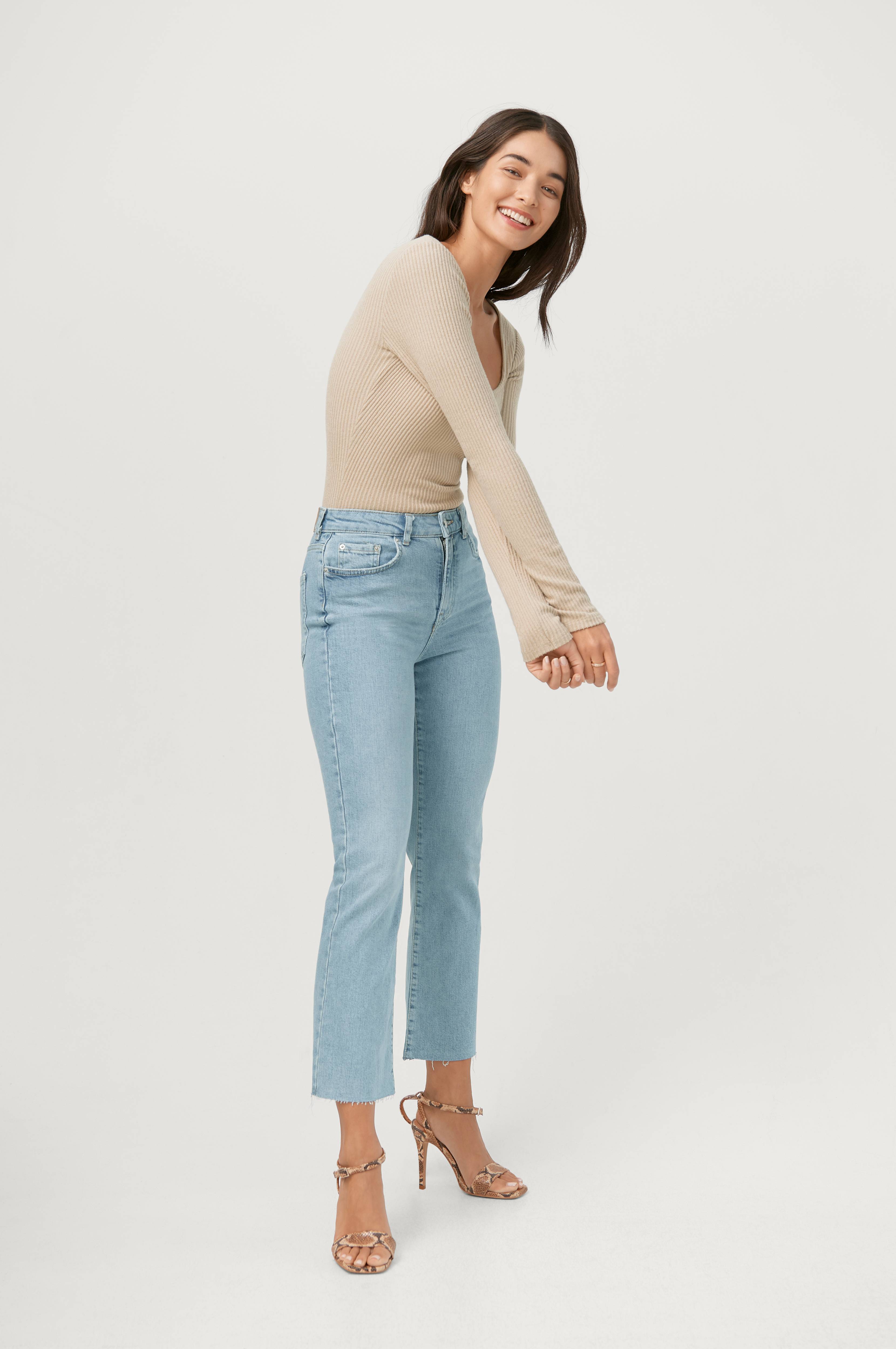Gina Tricot Jeans Ylva Kick Flare Blå Dam Ellos.se