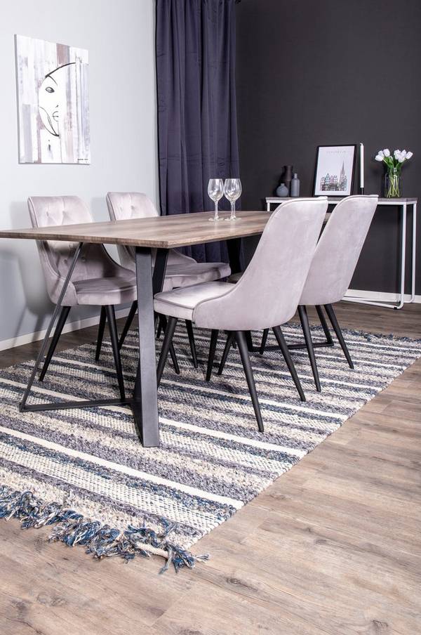 Bilde av Spisegruppe Marina med 4 stk spisestoler Velvet Deluxe - 1
