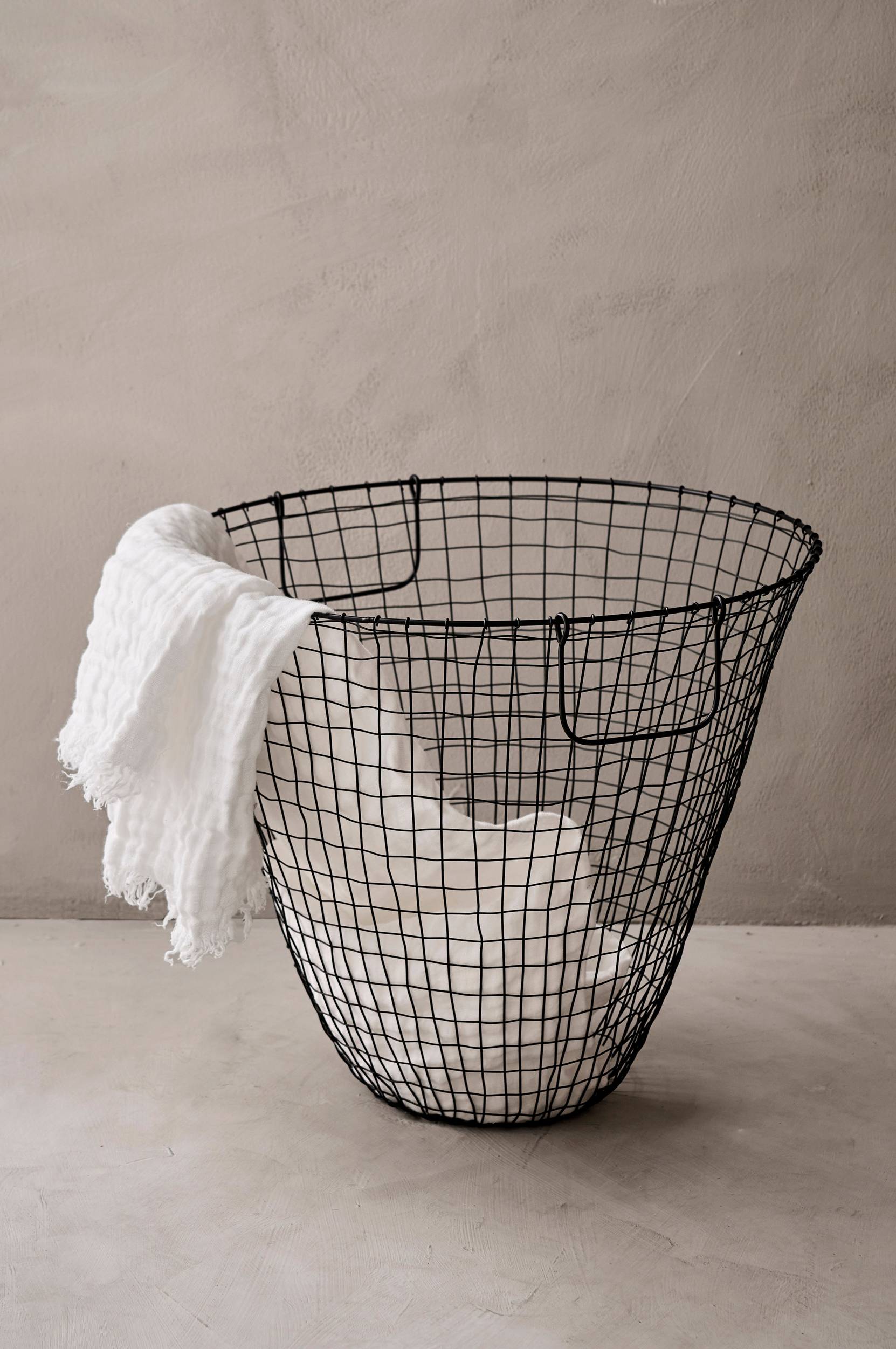 Ellos - Förvaringskorg Cherish Round Large Wire Basket - Svart