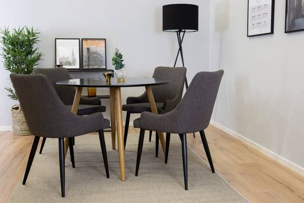 Bilde av Spisegruppe med spisebord Pia Eik 100 og 4 stk Pia stol - Svart/grå
