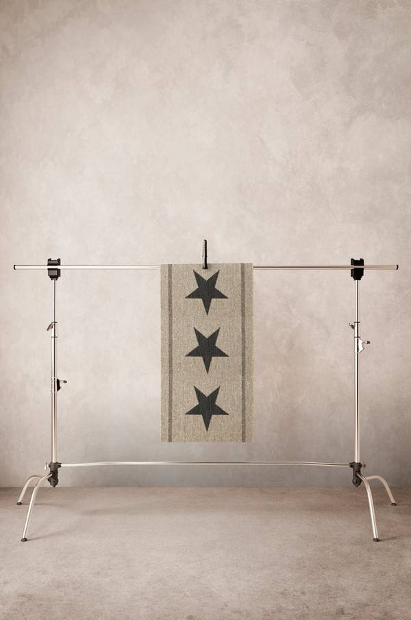 Bilde av THREE STARS boucléteppe 60x110 cm - 30151
