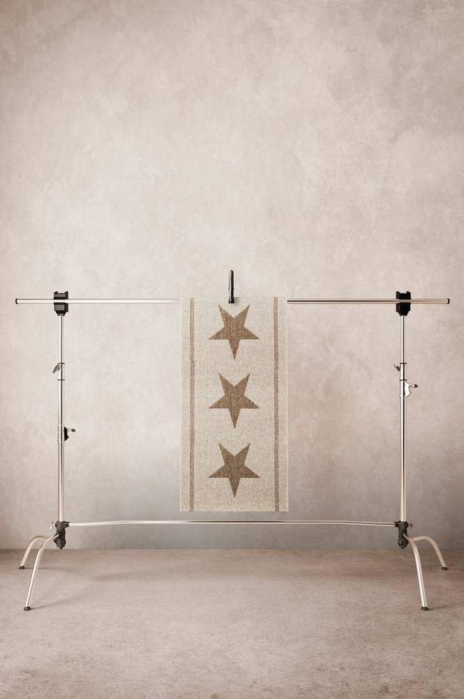 THREE STARS INNE/UTE bouclématta 60x110 cm Naturvit/beige