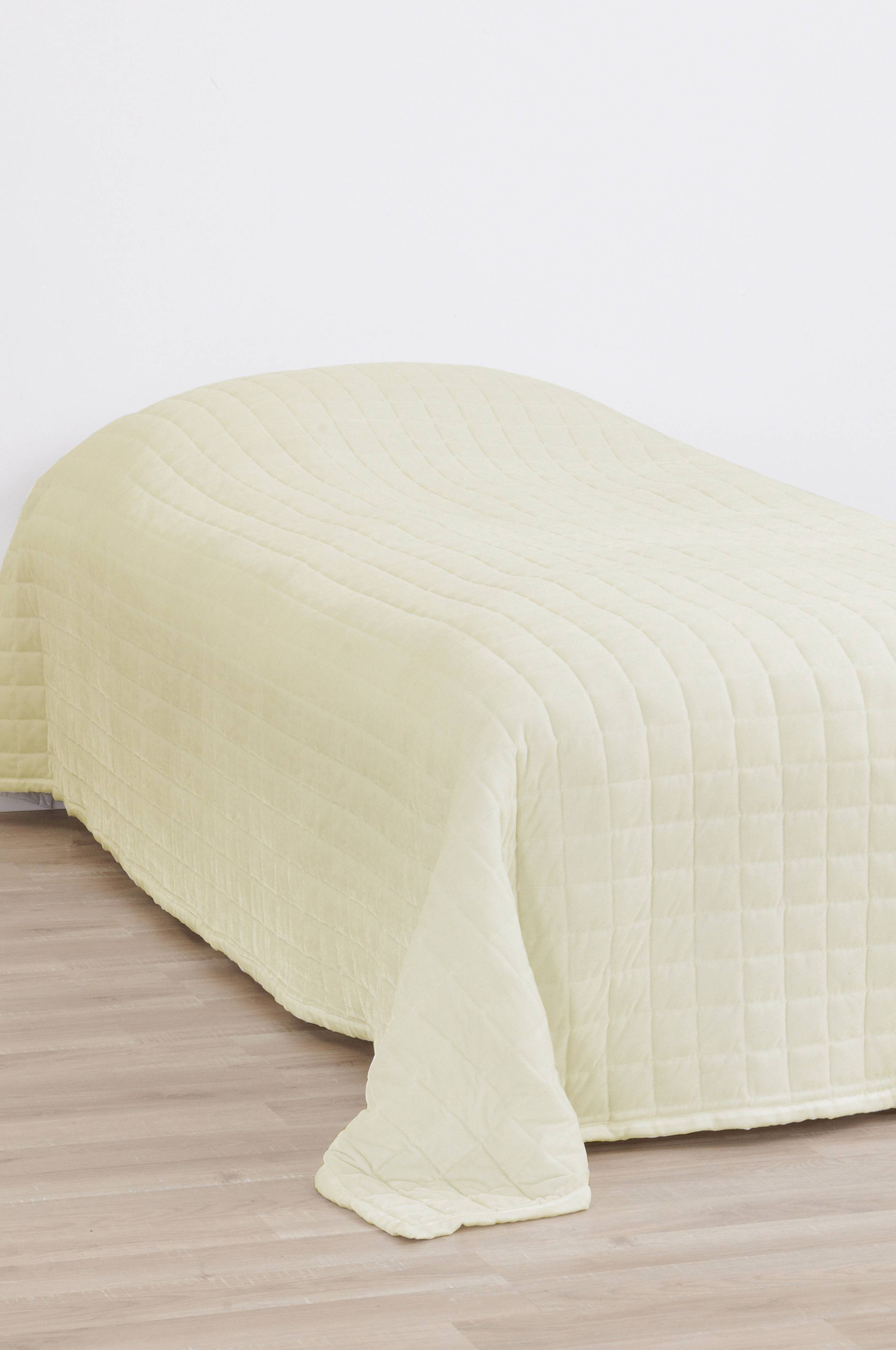 Handla från hela världen hos PricePiÖverkast blå med beige Handla från hela världen hos PricePiÖverkast blå med beige