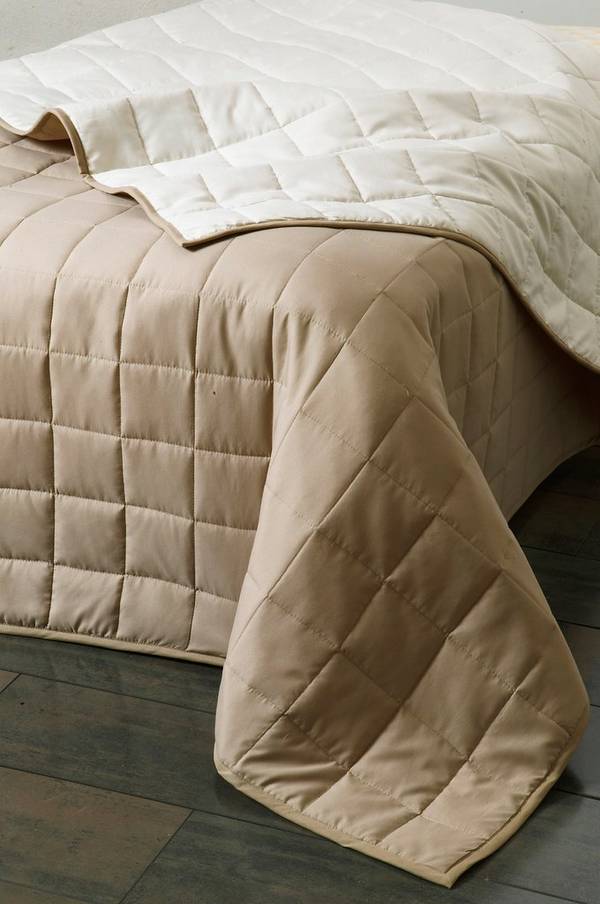 Bilde av MATILDA sengeteppe enkeltseng 150x250 cm - Naturhvit/beige
