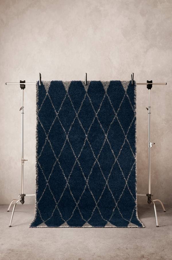 Bilde av BELIZE luggteppe 160x230 cm - Marinblå/mörkgrå
