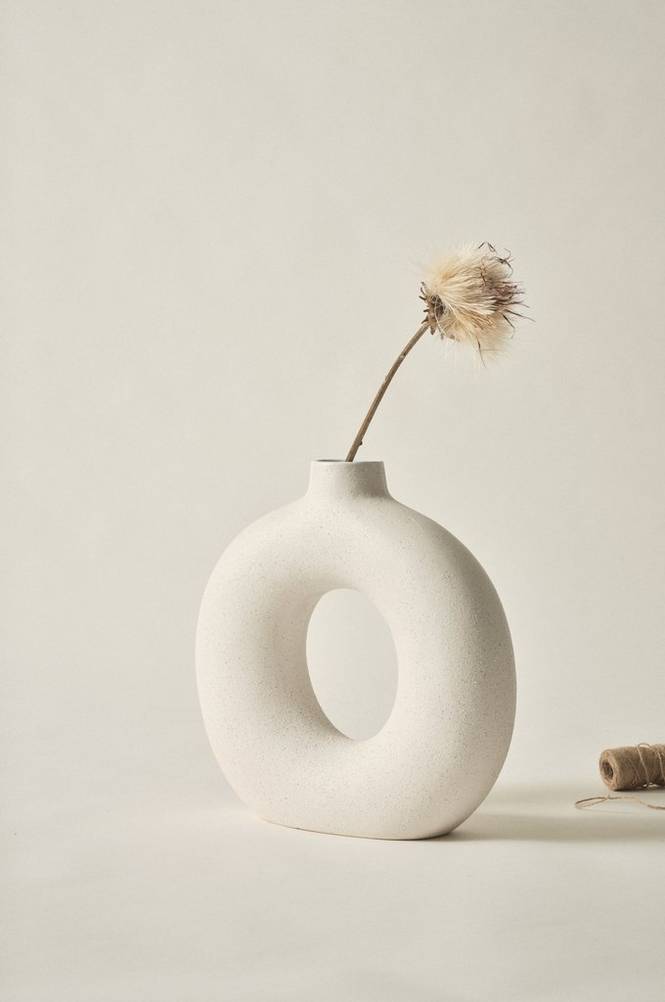 BUN vas/dekoration – höjd 30,5 cm Matt vit