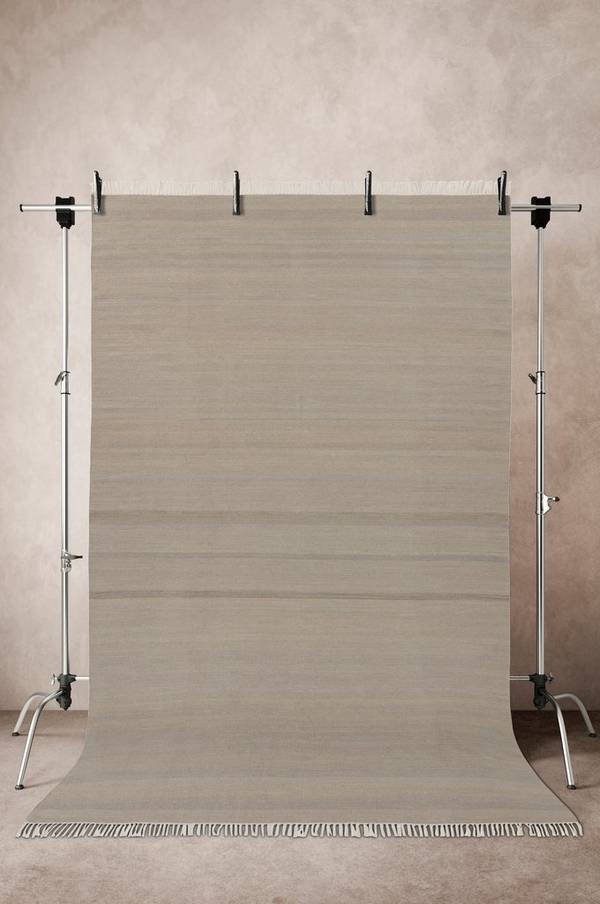 Bilde av LORI PLAIN ullteppe 200x300 cm - 1
