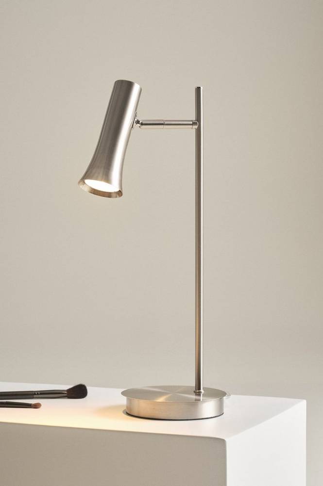 TORO bordslampa Nickelsatin