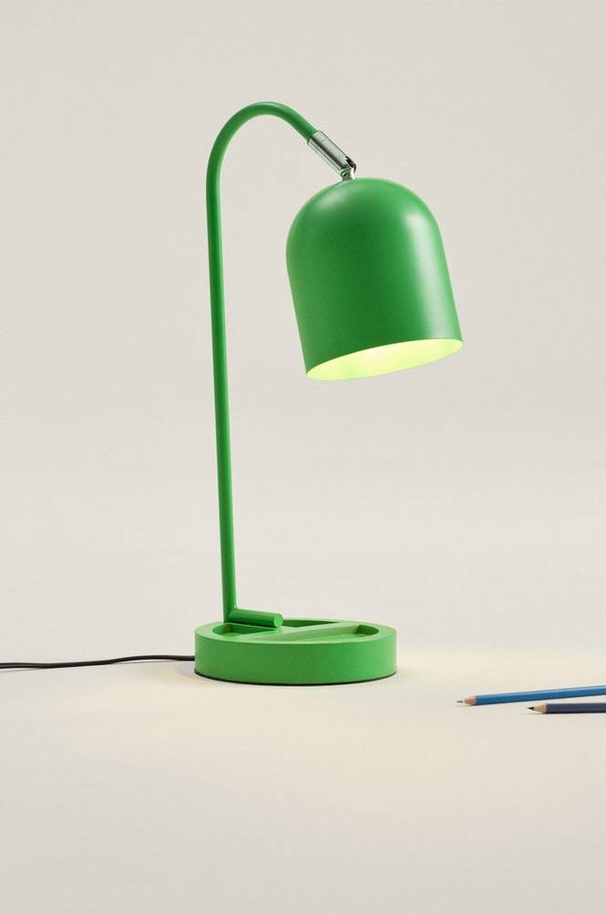 BASSE bordslampa Ärtgrön
