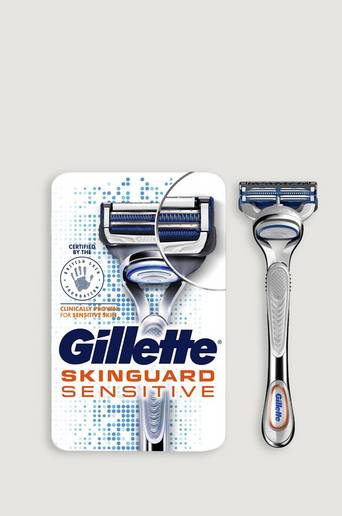 Gillette Skinguard Sensitive Razor 2up