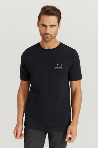 JUNK de LUXE T-Shirt Contrast Pocket Tee S/S Svart