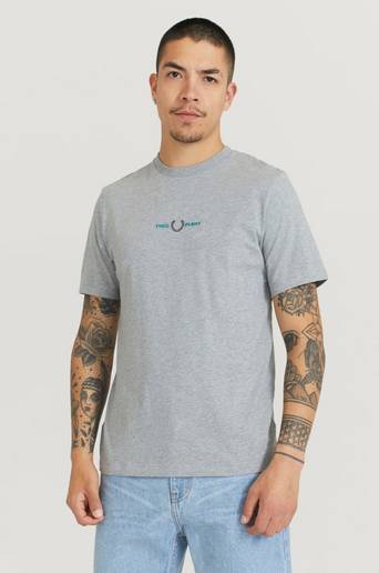 Fred Perry T-Shirt Embroidered Tee Grå