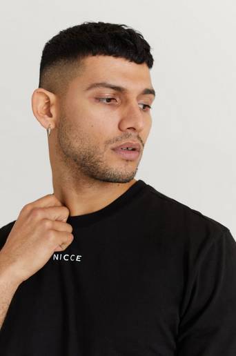 Nicce T-Shirt MNede O/S T-Shirt Svart