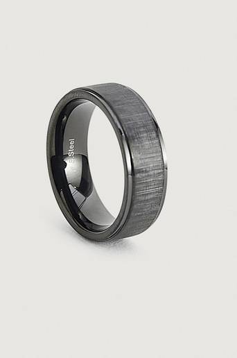 by Billgren Ring Black Steel Svart