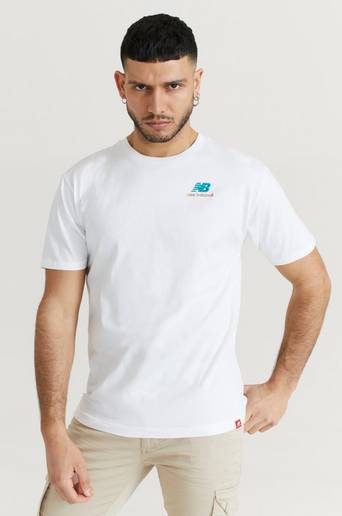 New Balance T-Shirt NB Essentials Embroidered Tee Vit