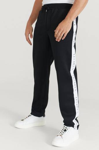 Les Deux Mjukisbyxor Davis Tech Sweatpants Svart