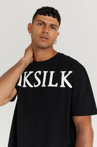 SIKSILK T-Shirt Drop Shoulder Relaxed Fit Tee Svart