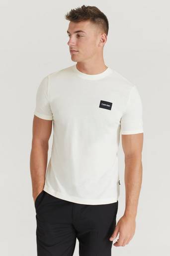 Calvin Klein T-Shirt Turn-Up Sleeve Badge T-Shirt Vit