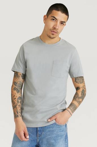 Studio Total T-shirt Capsule Pocket Tee Grå