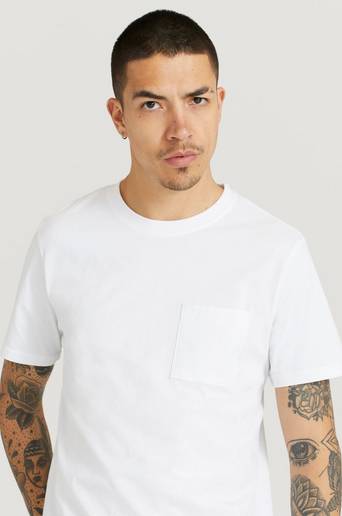 Studio Total T-shirt Capsule Pocket Tee Vit