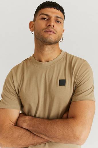 Studio Total T-shirt Studio Badge Tee Brun