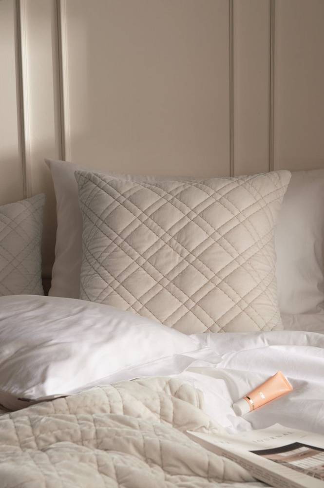 Kuddfodral Tender i sammet 65x65 cm