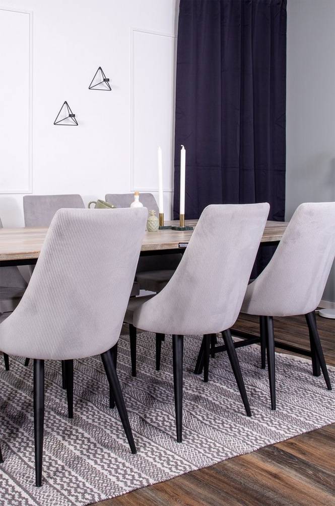 Spisegruppe Jepata bord og 6 stk Leone stoler