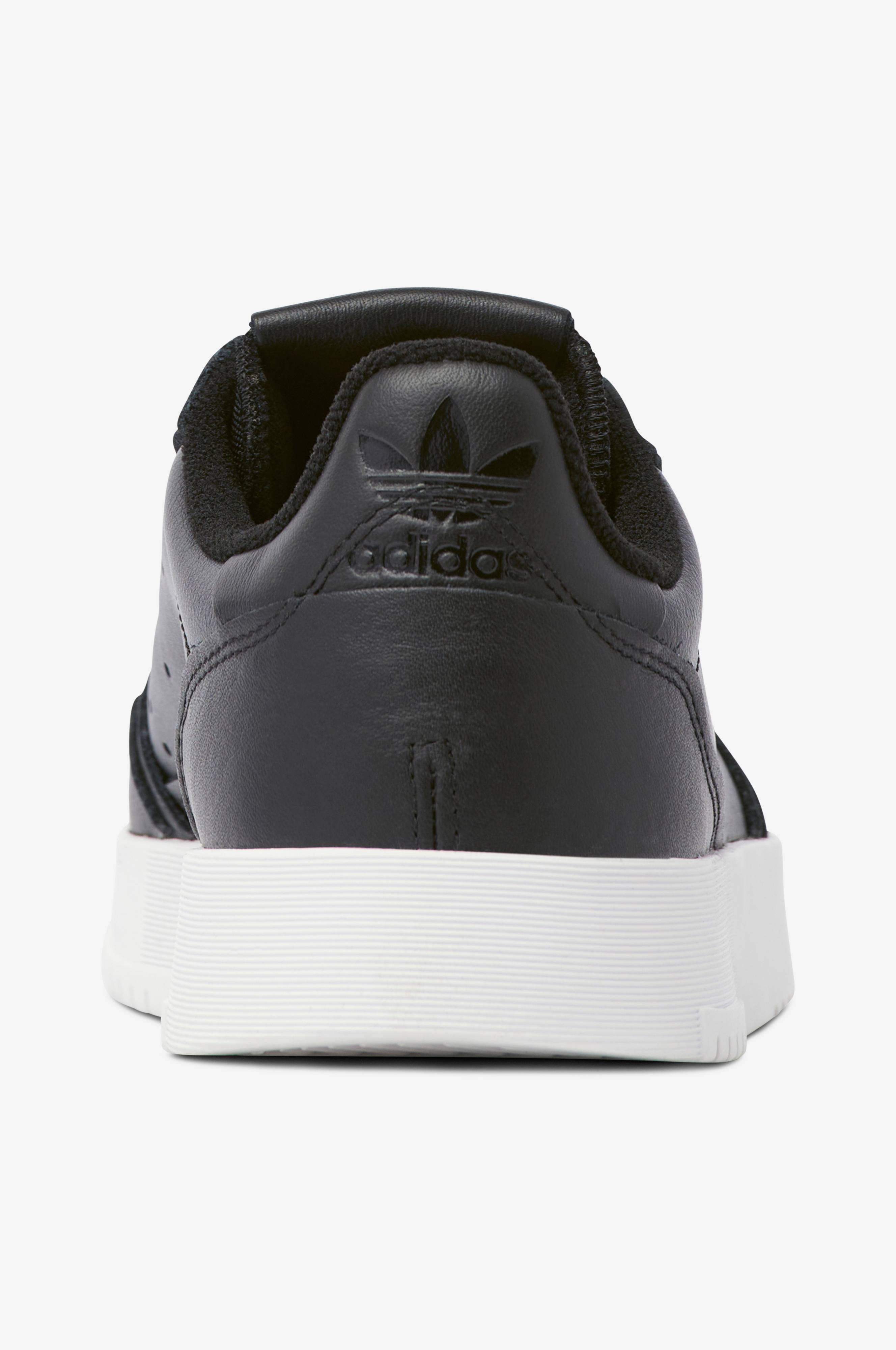 adidas Originals Sneakers Supercourt Svart Lave sneakers
