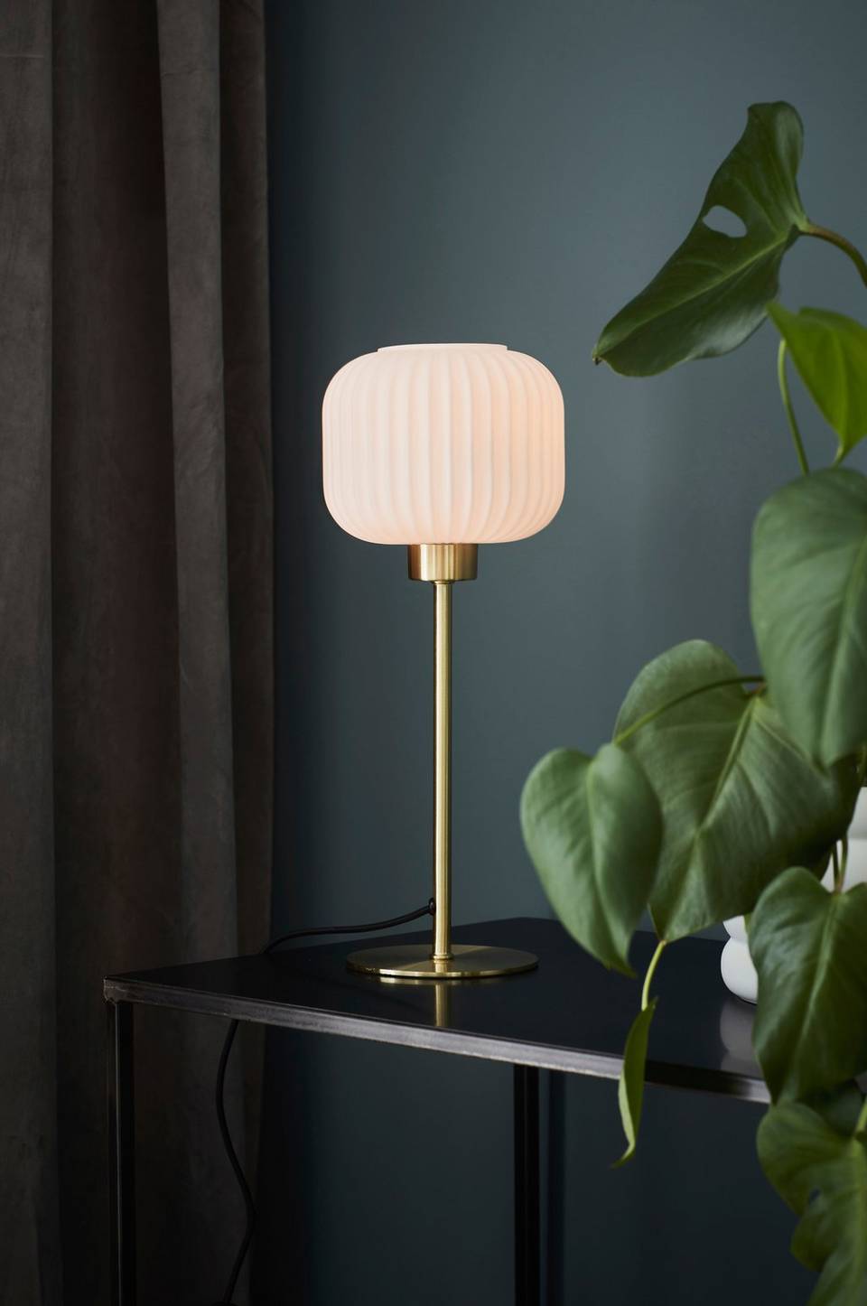 Markslöjd Bordslampa Sober Small, mässing från Markslöjd, bild 5