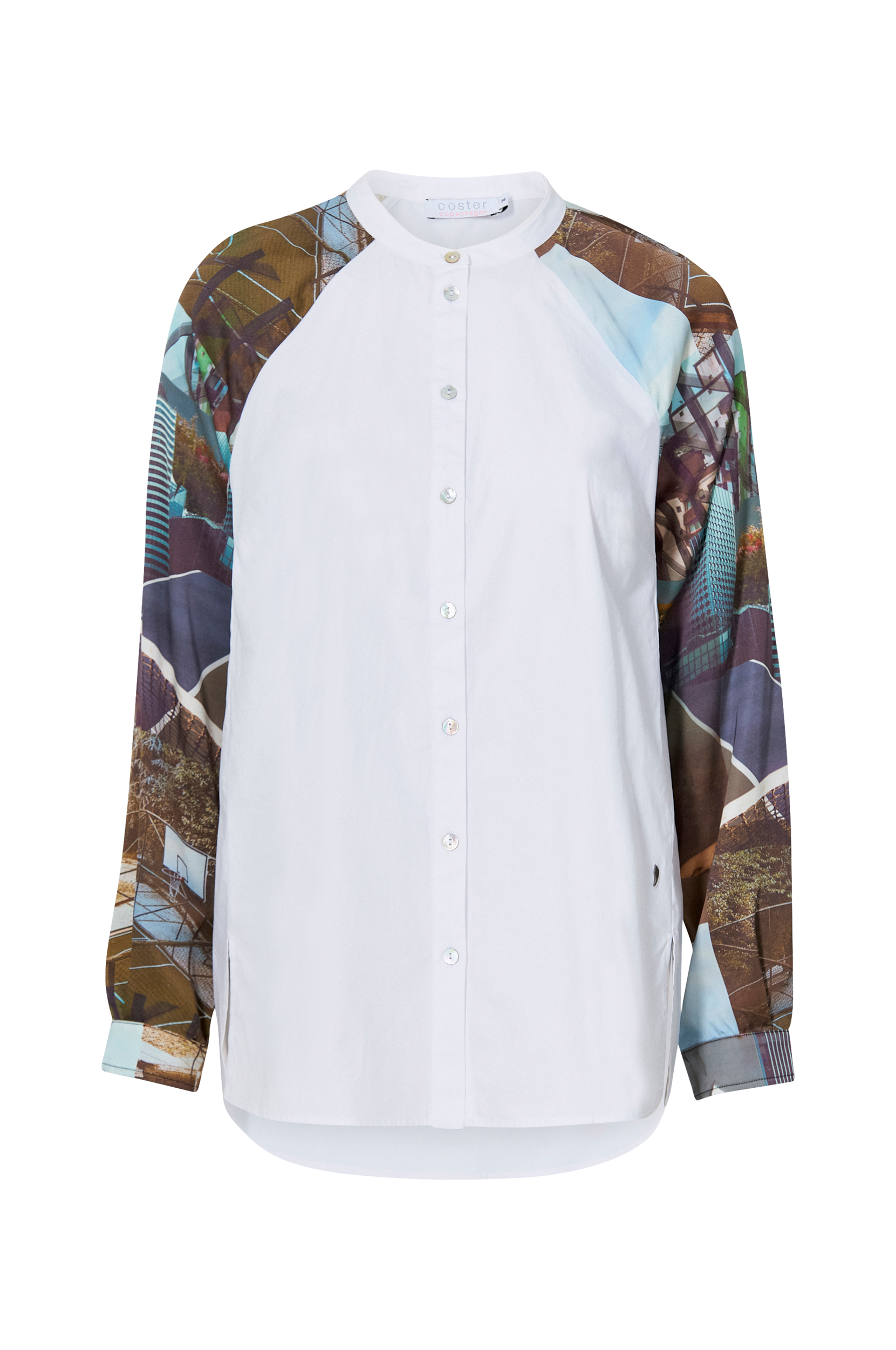 Coster Copenhagen - Bluse Shirt in Collage Print Hvid - 40 - Skjorter Tøj kvinder (29011519)