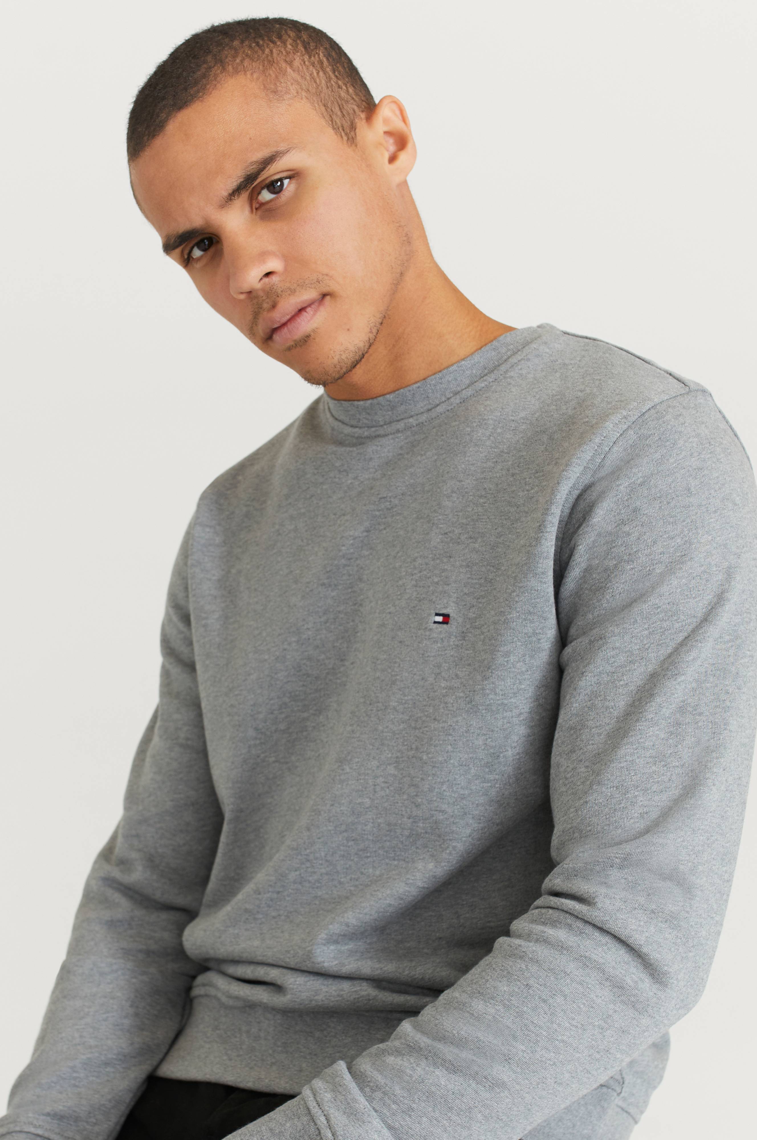 Tommy hilfiger core cotton on sale sweatshirt