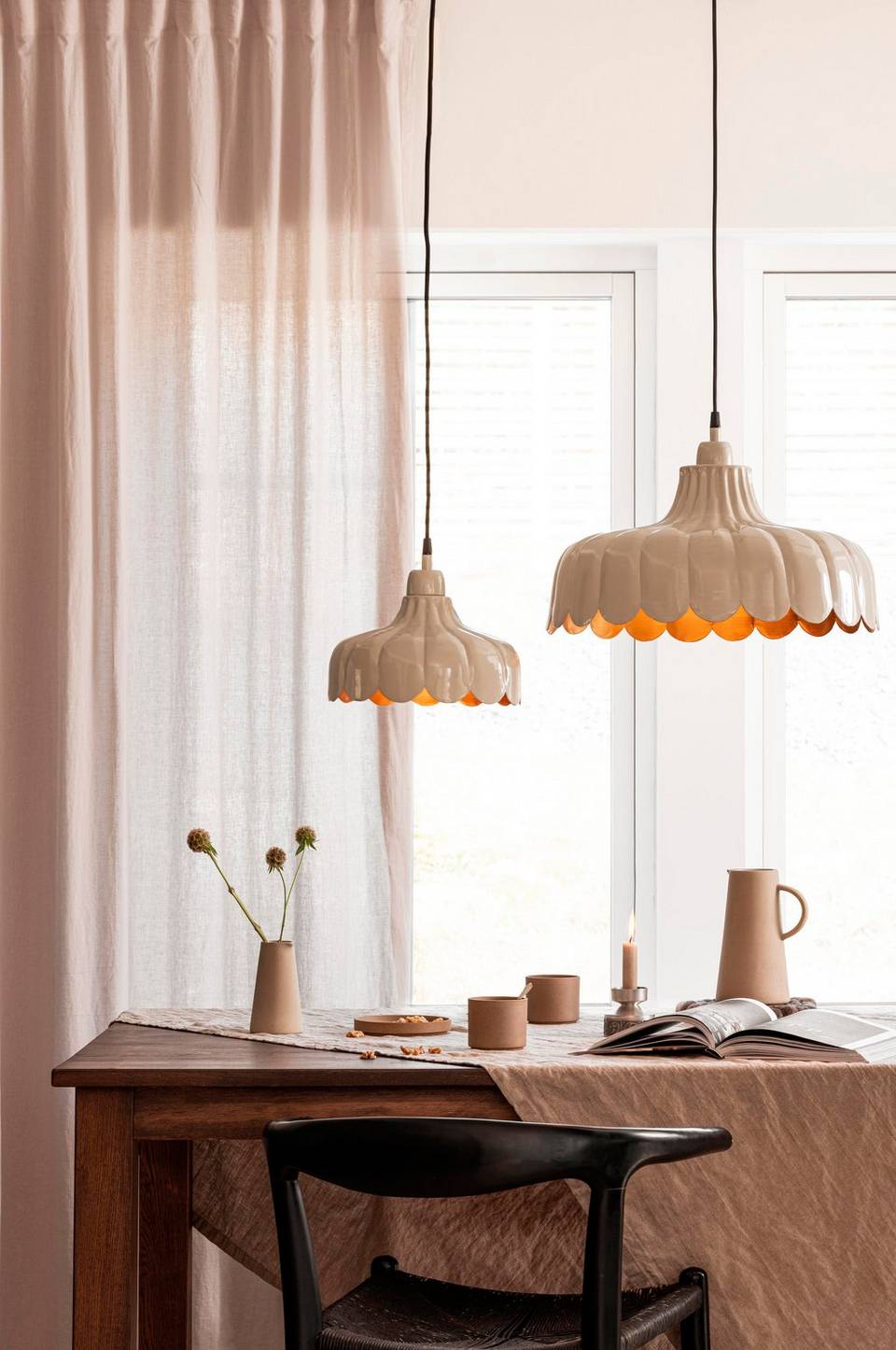 PR Home Fönsterlampa Wells 24 cm, beige från PR Home, bild 2