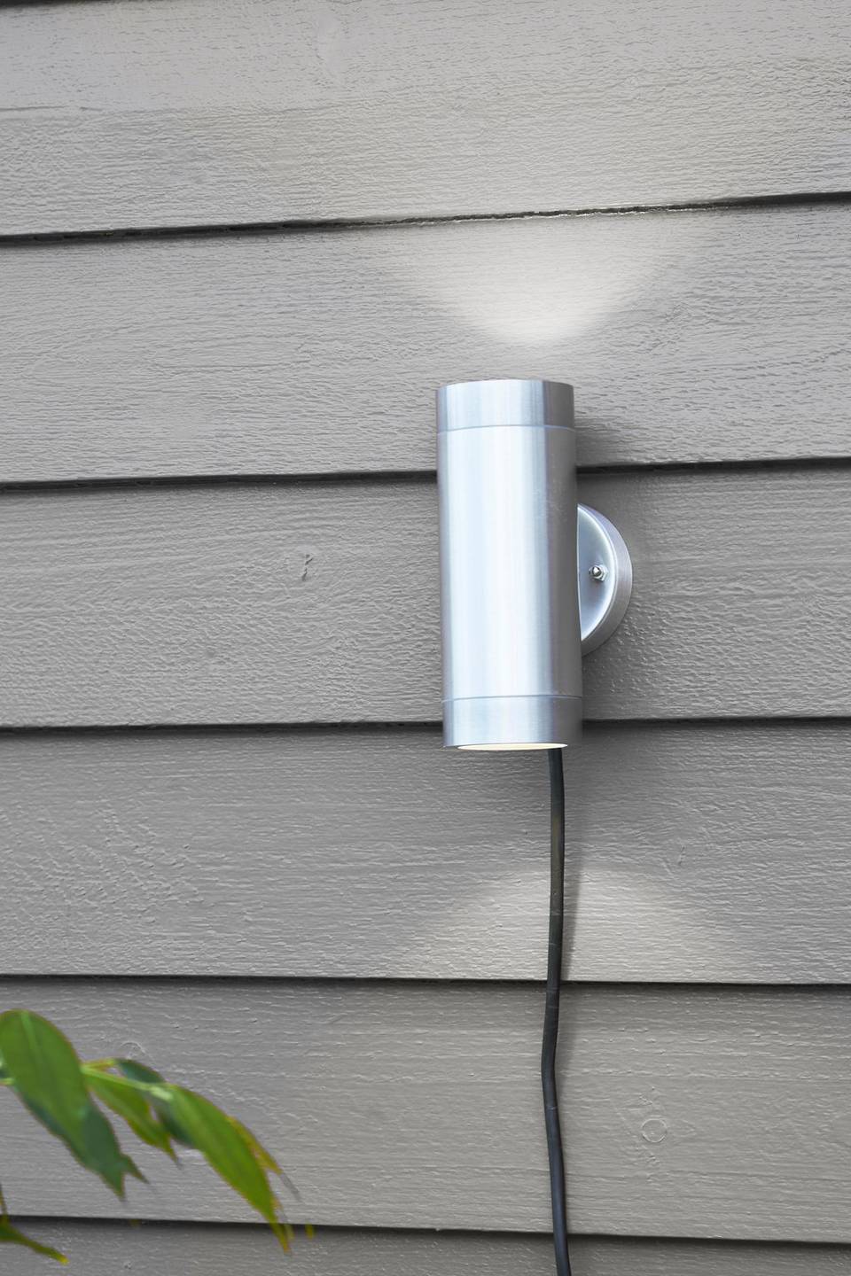 Markslöjd Vägglampa Garden 24 Cylinder 2L, silver från Markslöjd, bild 2