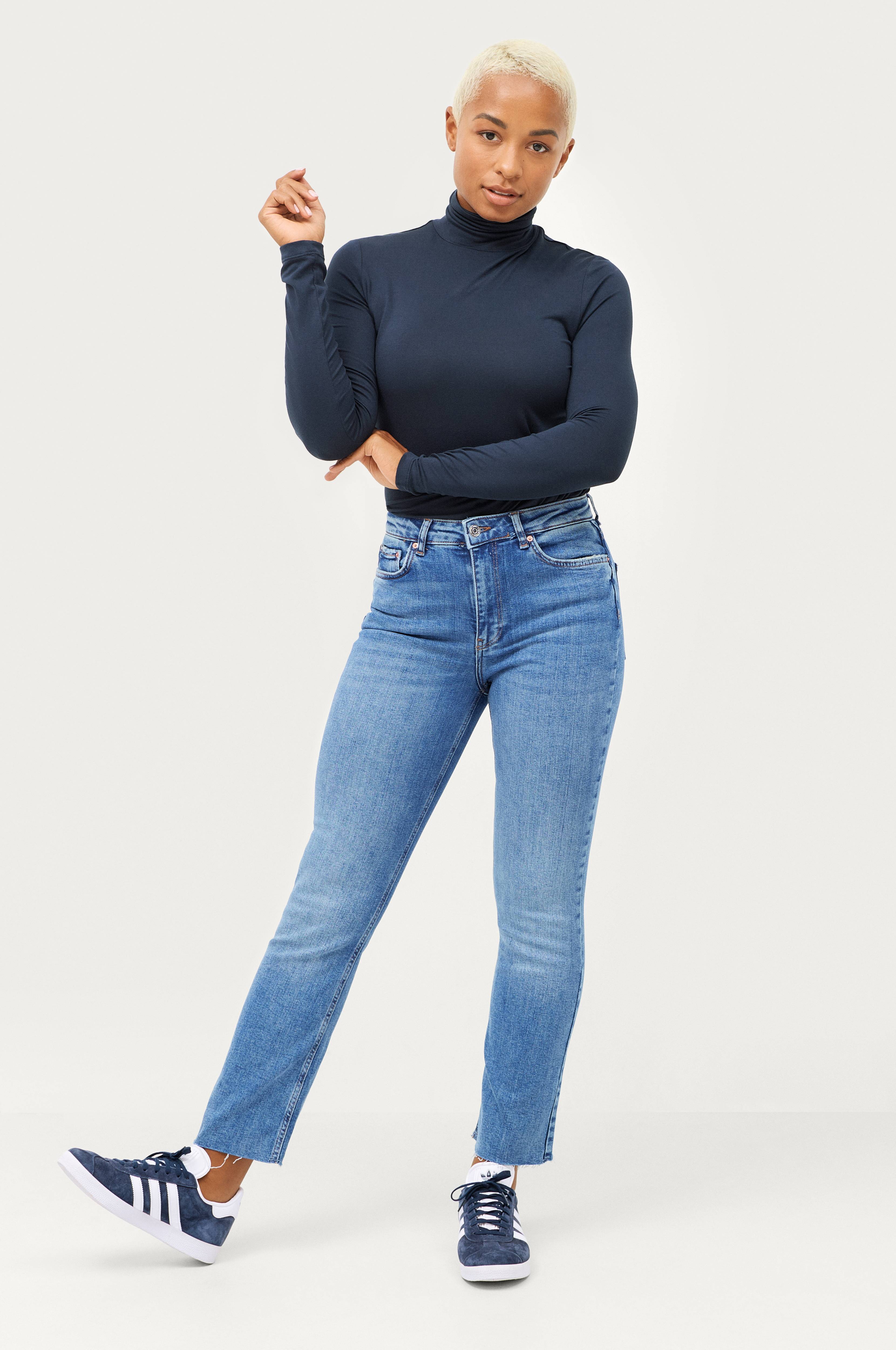 Ylva kick flare jeans