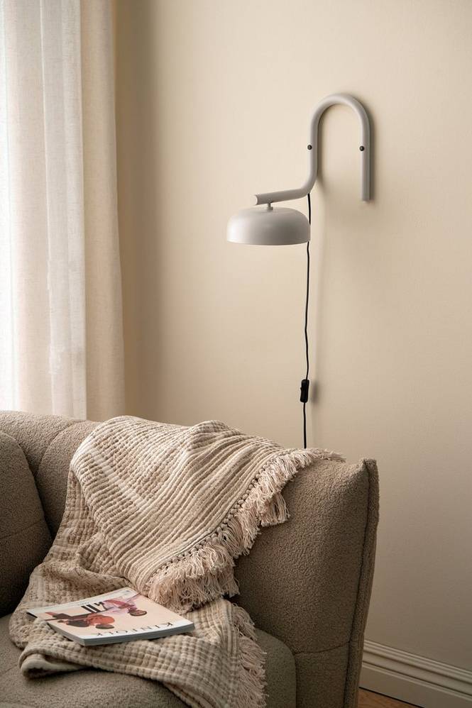 Vägglampa Sirap