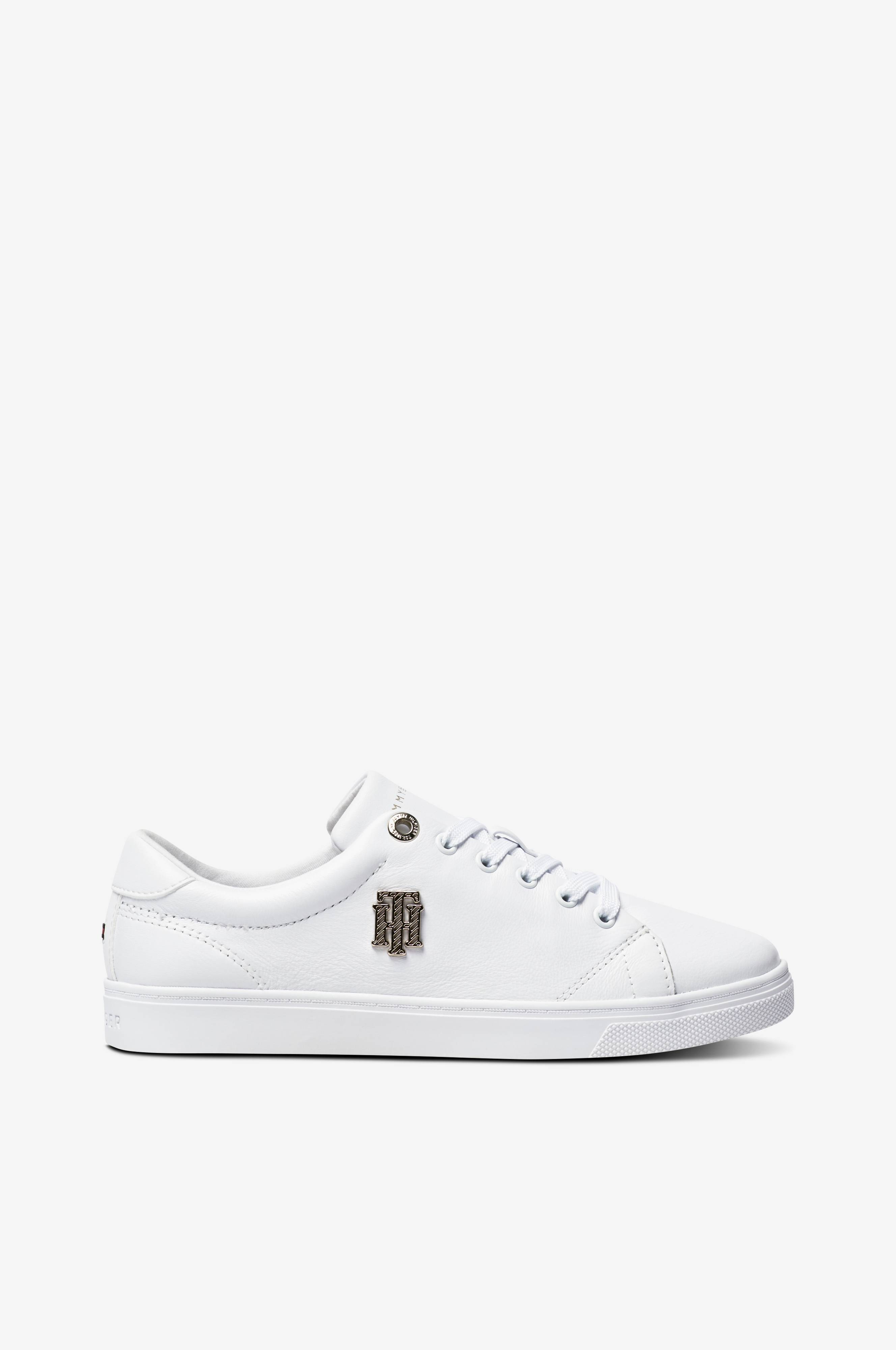 Tommy Hilfiger Sneakers TH Hardware Logo Cupsole Sneaker Vit Låga