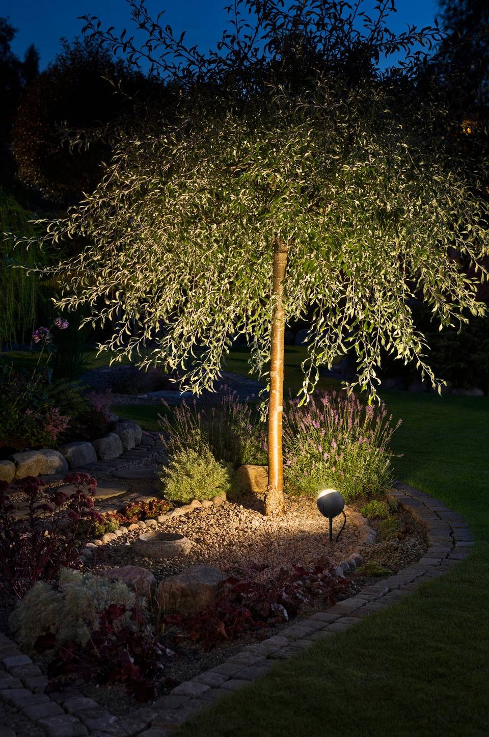 Konstsmide Trägårdsspot Lecce LED 240V 40 cm, svart från Konstsmide, bild 2