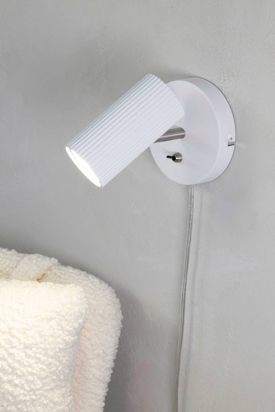 Markslöjd Vägglampa Costilla 1L, vit från Markslöjd, bild 2