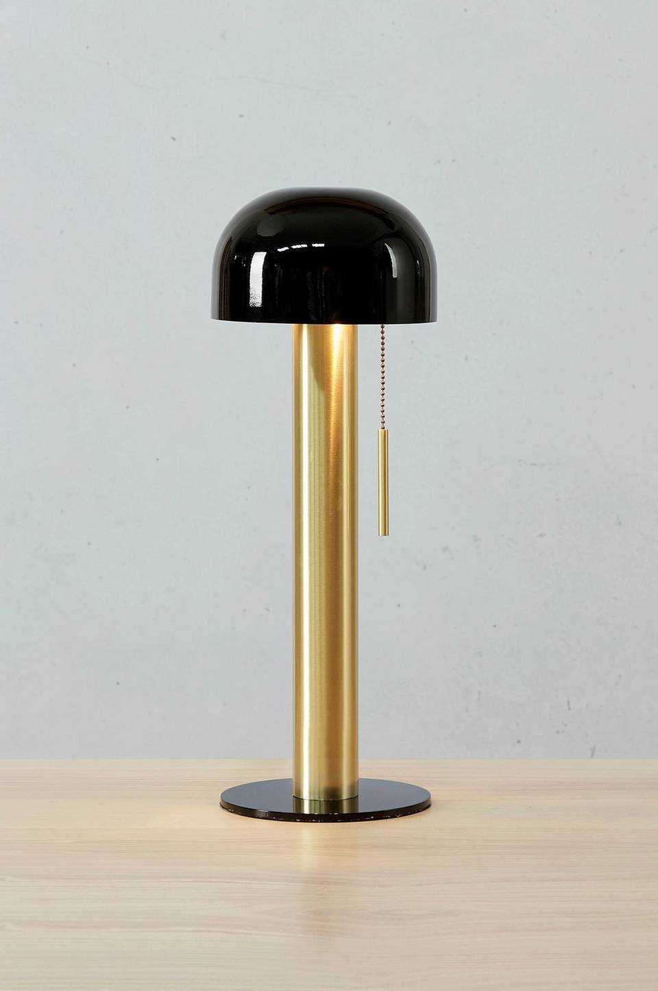 Markslöjd Bordslampa Costa 2L, mässing från Markslöjd, bild 2