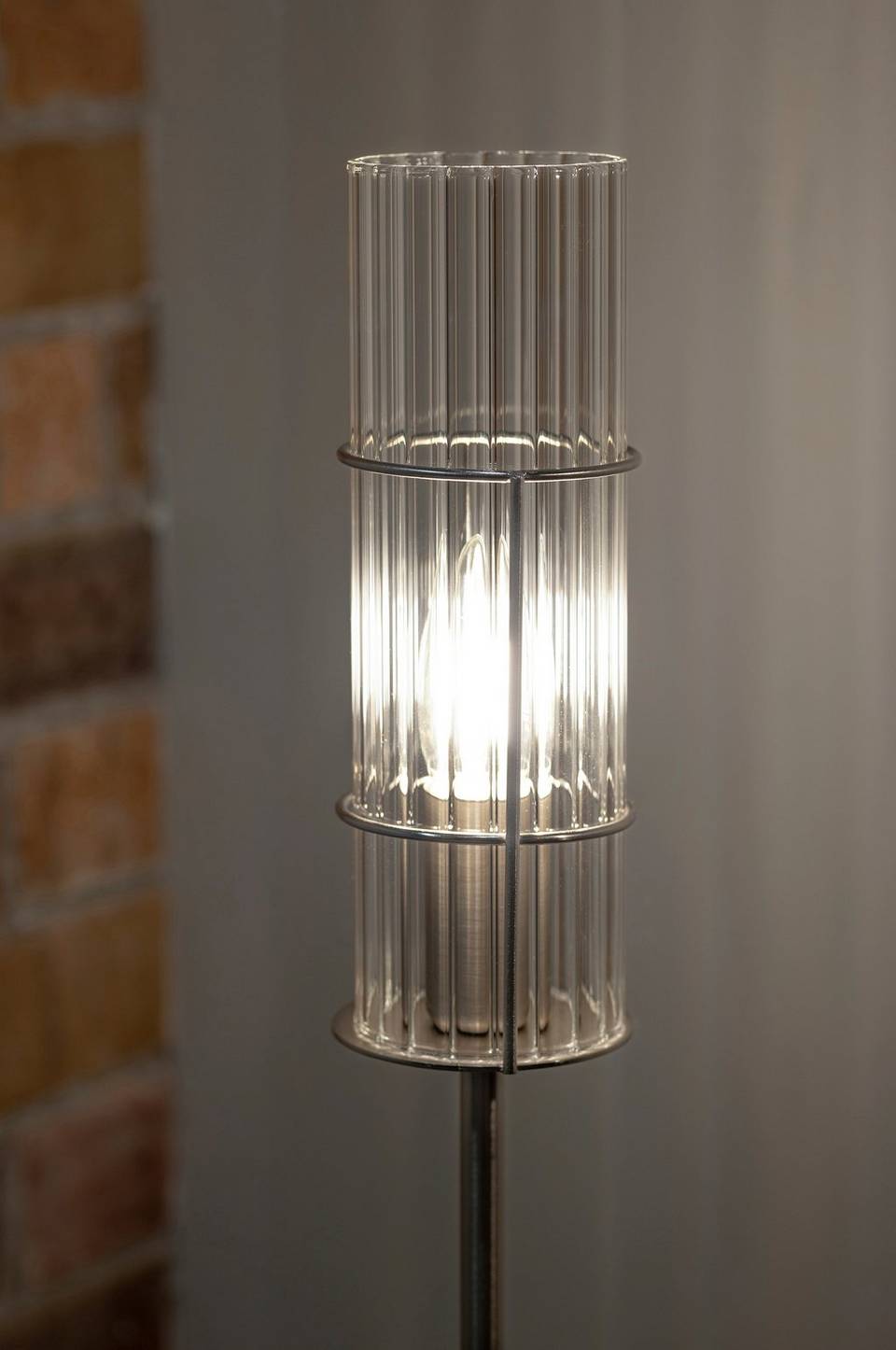 Markslöjd Bordslampa Tubo, svart från Markslöjd, bild 5