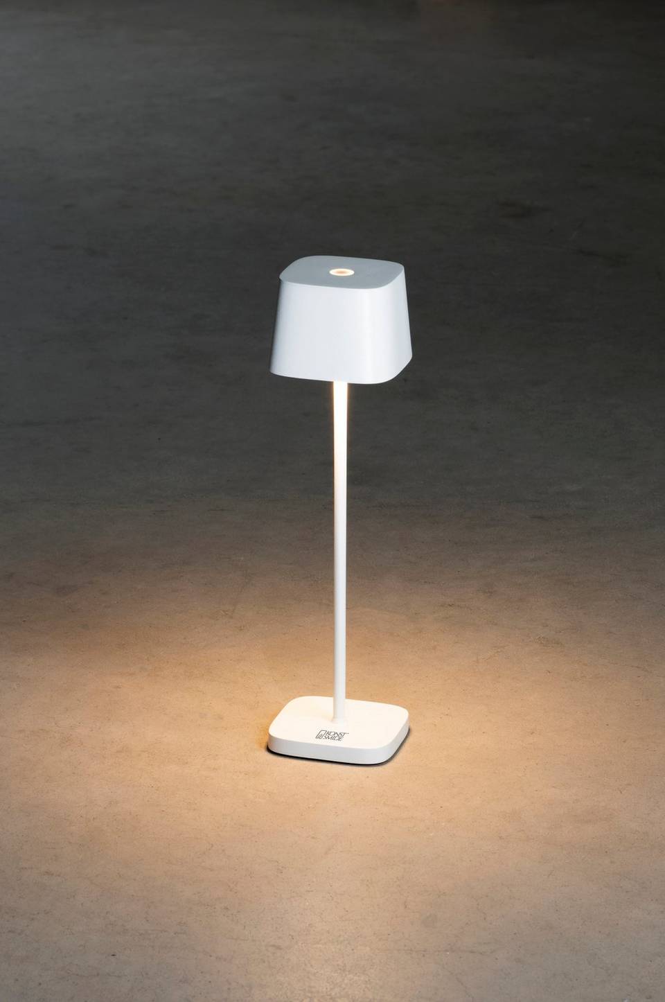 Konstsmide Bordslampa Capri USB höjd 20 cm, vit från Konstsmide, bild 5