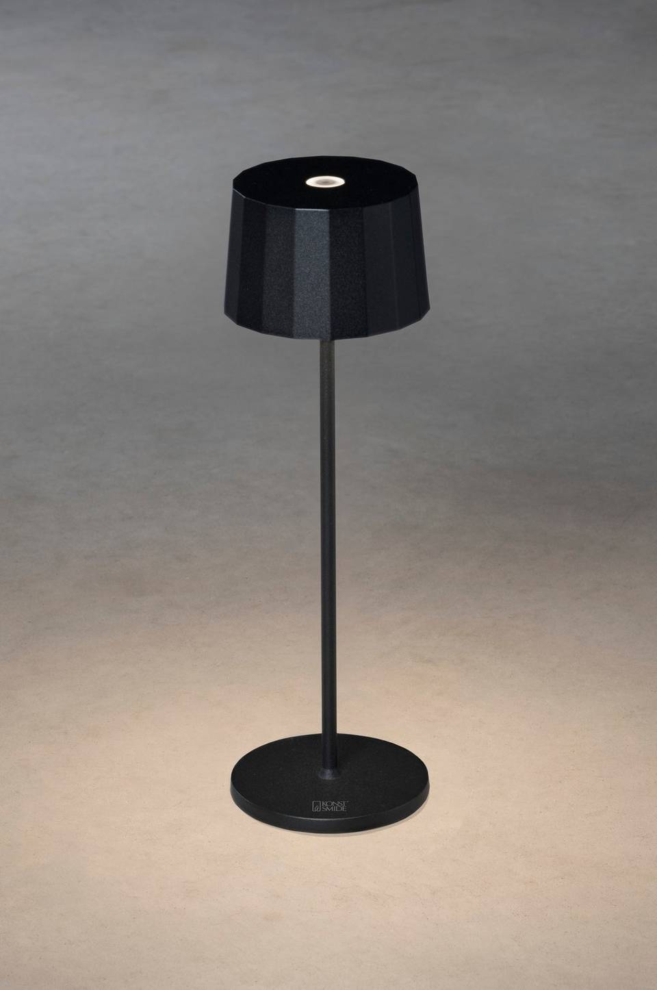 Konstsmide Bordslampa Positano USB höjd 35 cm, svart från Konstsmide, bild 5