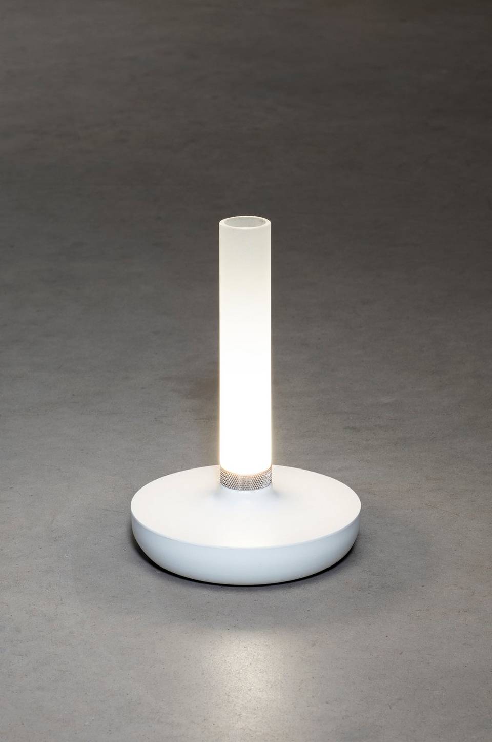 Konstsmide Bordslampa Biarritz USB, vit från Konstsmide, bild 5