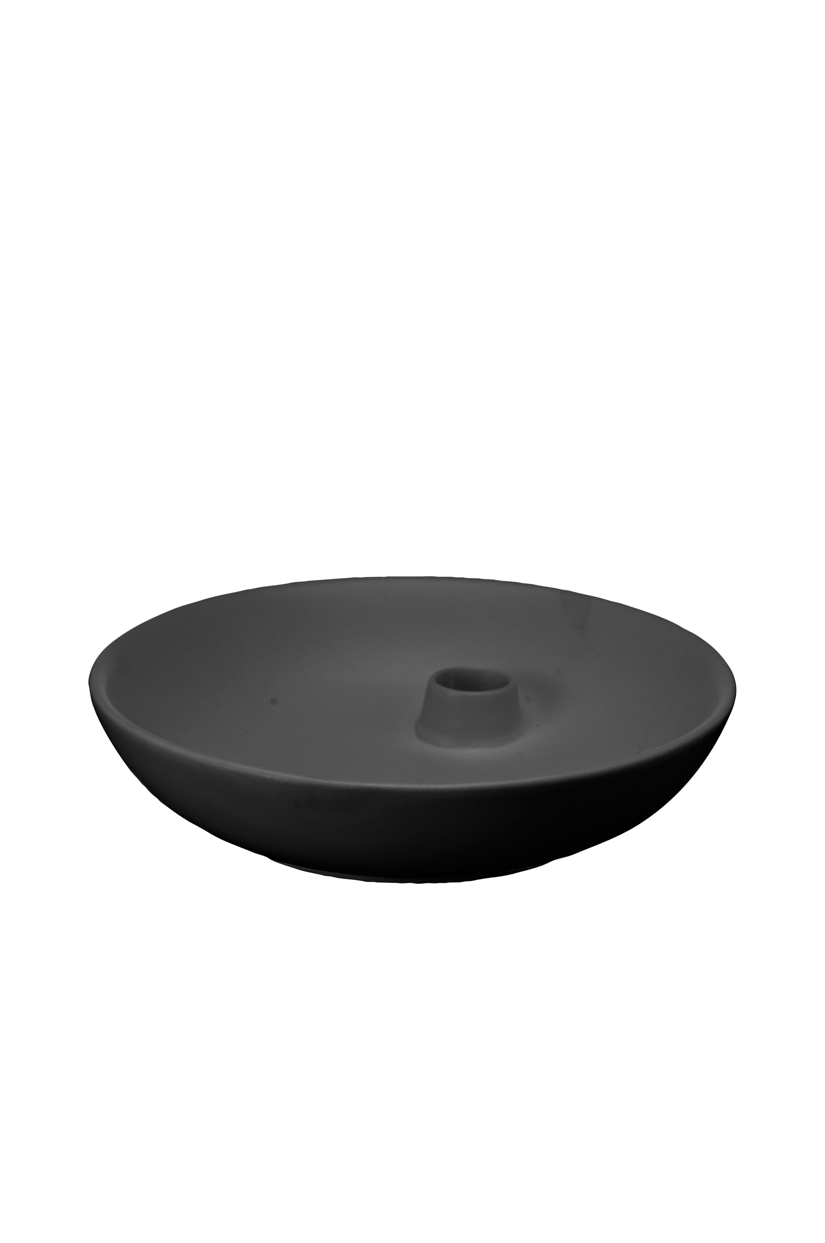 wikholm-form-kynttil-njalka-megan-musta-kynttil-njalat-lyhdyt
