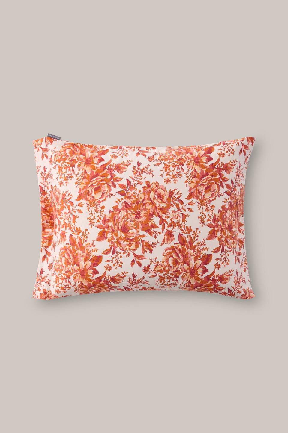 Staycation Örngott Fancy Floral i satin, rosa från Staycation, bild 2