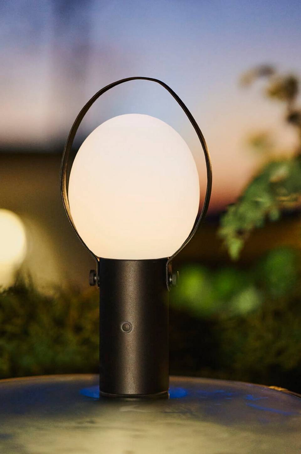 By Rydéns Bordslampa Bari IP44 Usb, svart från By Rydéns, bild 2