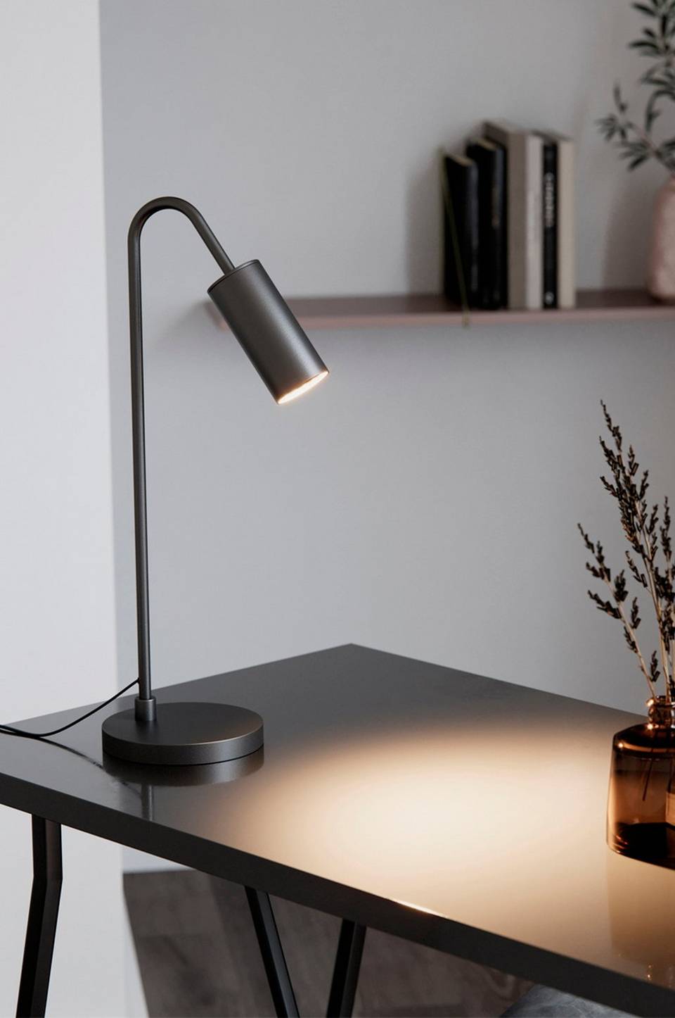 By Rydéns Bordslampa Curve Höjd 51cm, svart från By Rydéns, bild 2