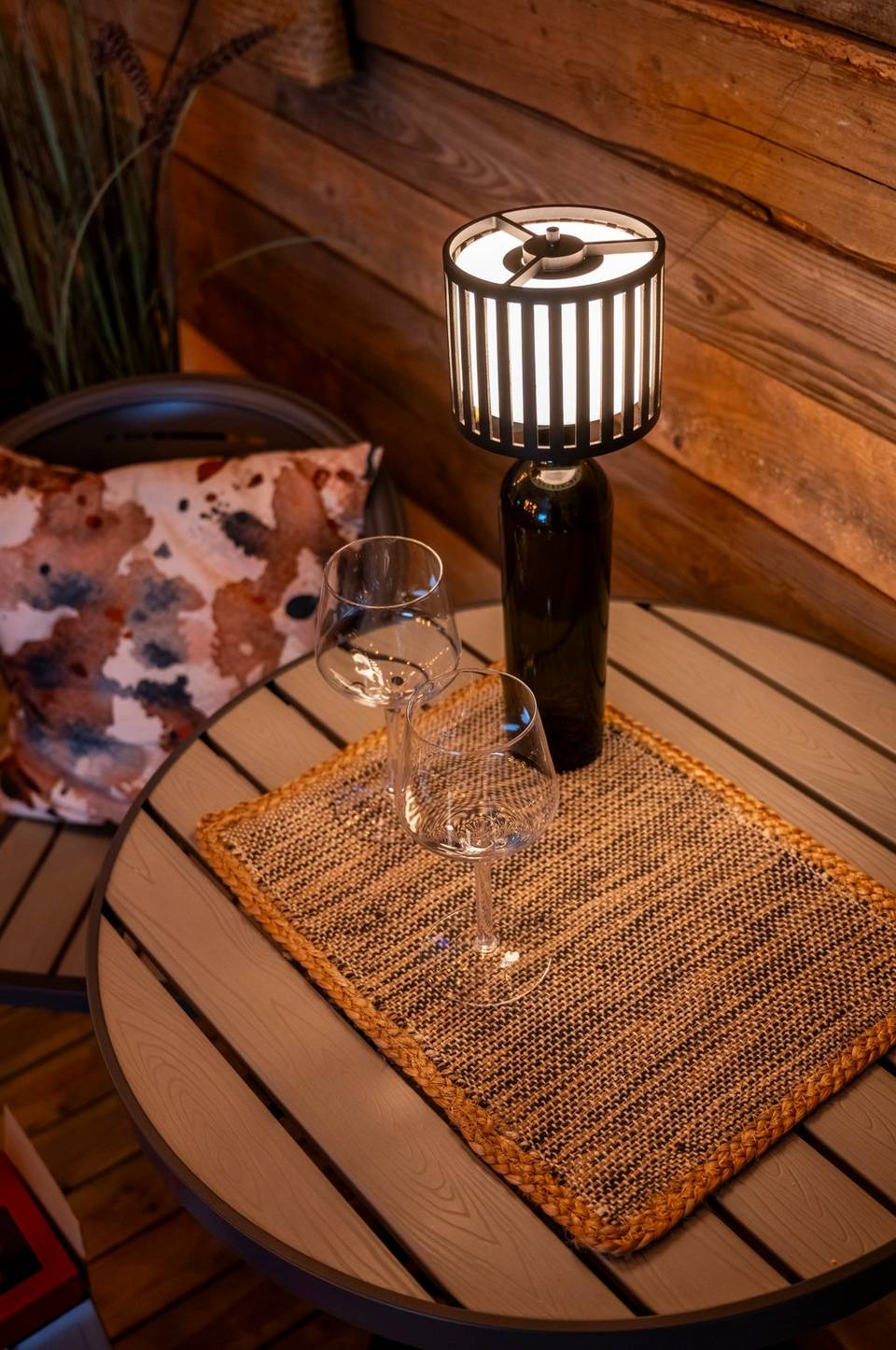 Konstsmide Bordslampa Bottle Usb 28 cm, svart från Konstsmide, bild 2