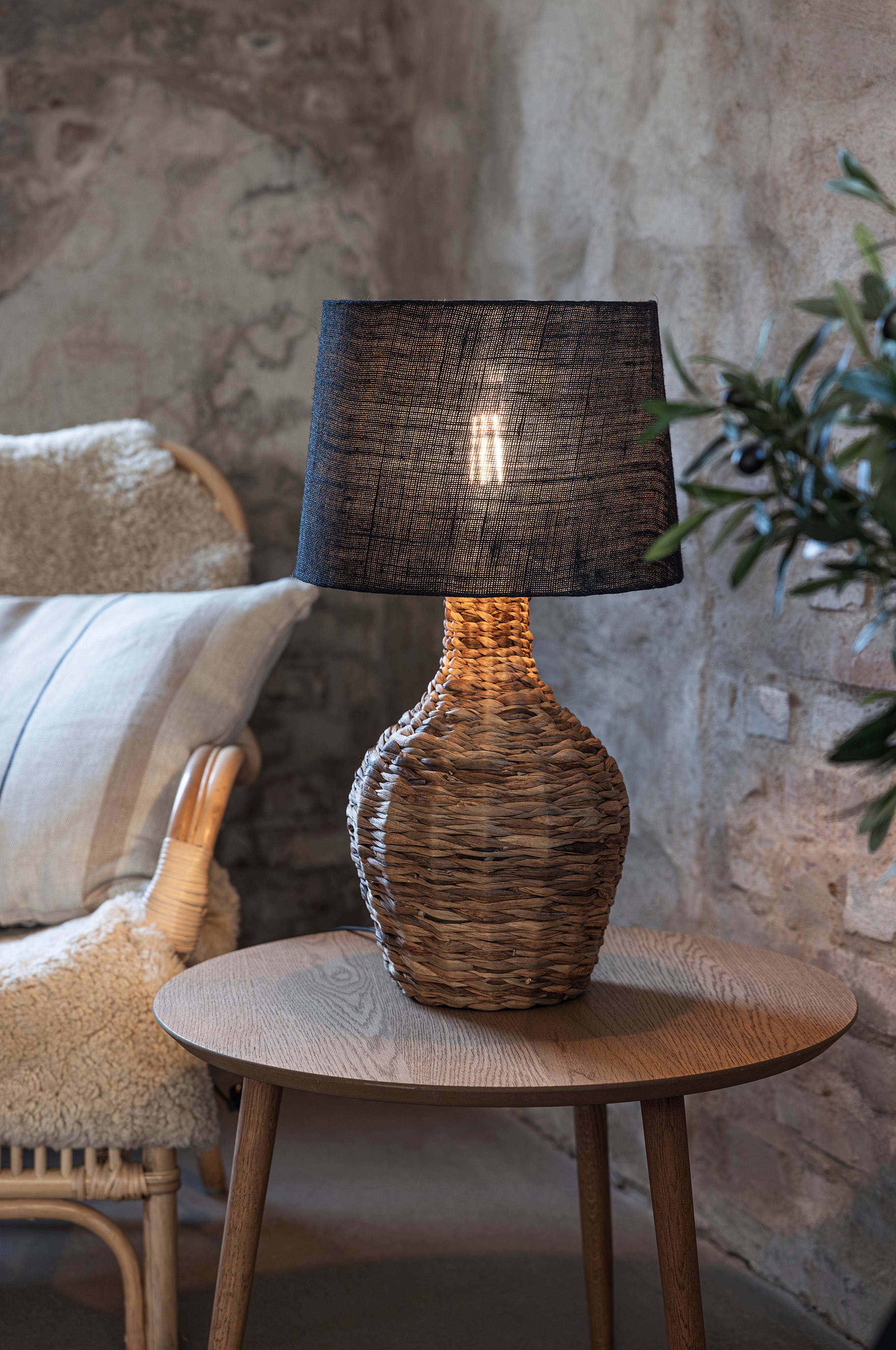 Bordslampa Plagia