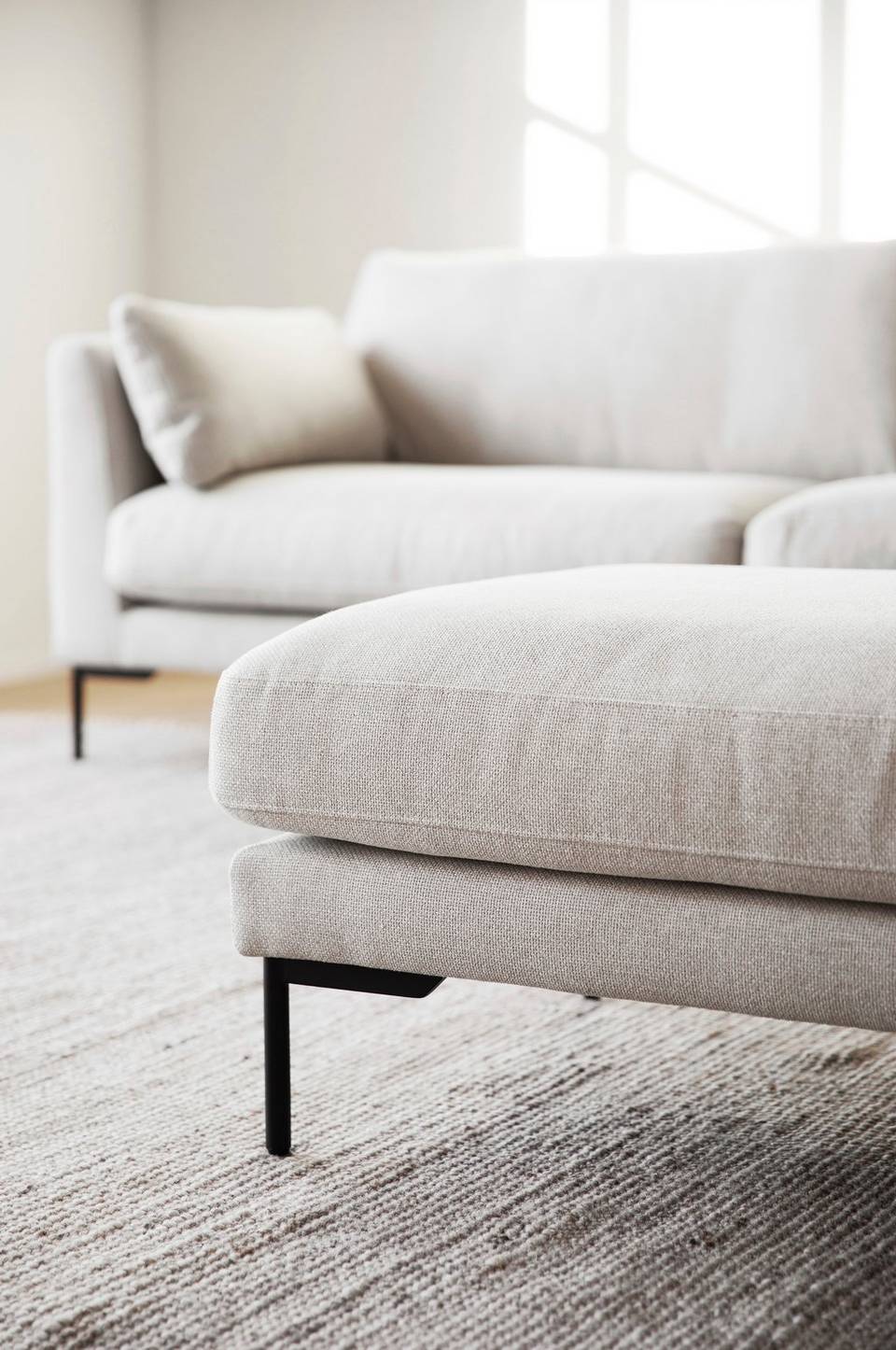 Rowico Home Corwin fotpall, beige från Rowico Home, bild 5